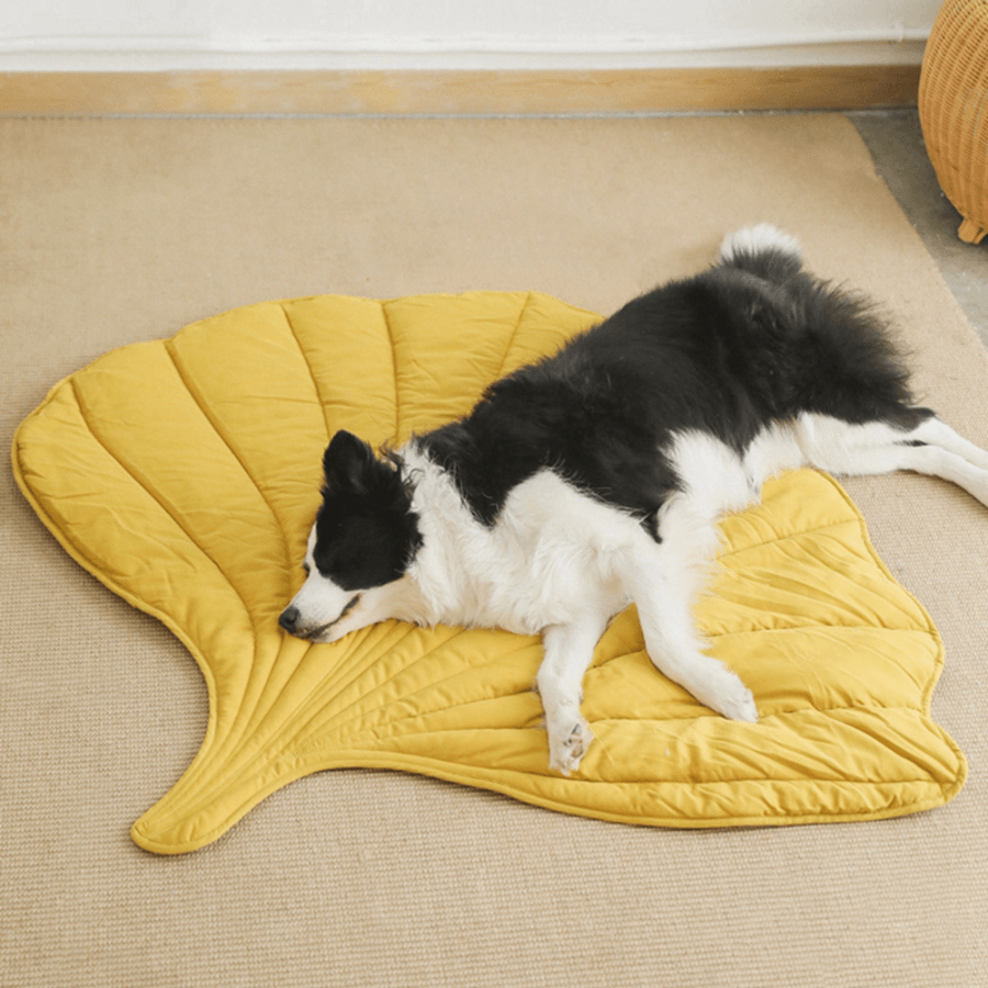 PupChill™ Leafy Breeze Blanket-Paws Galore